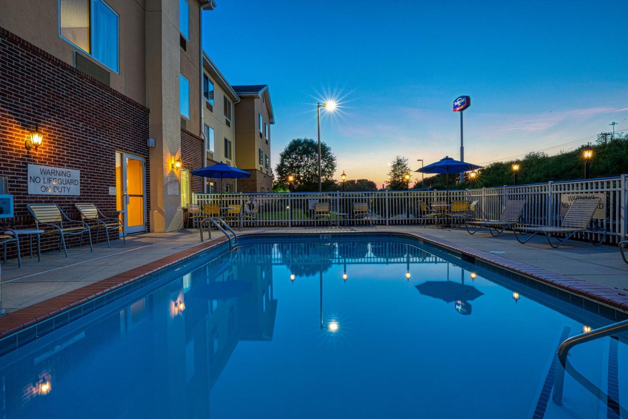 Fairfield Inn Charlotte Mooresville Lake Norman Exterior photo