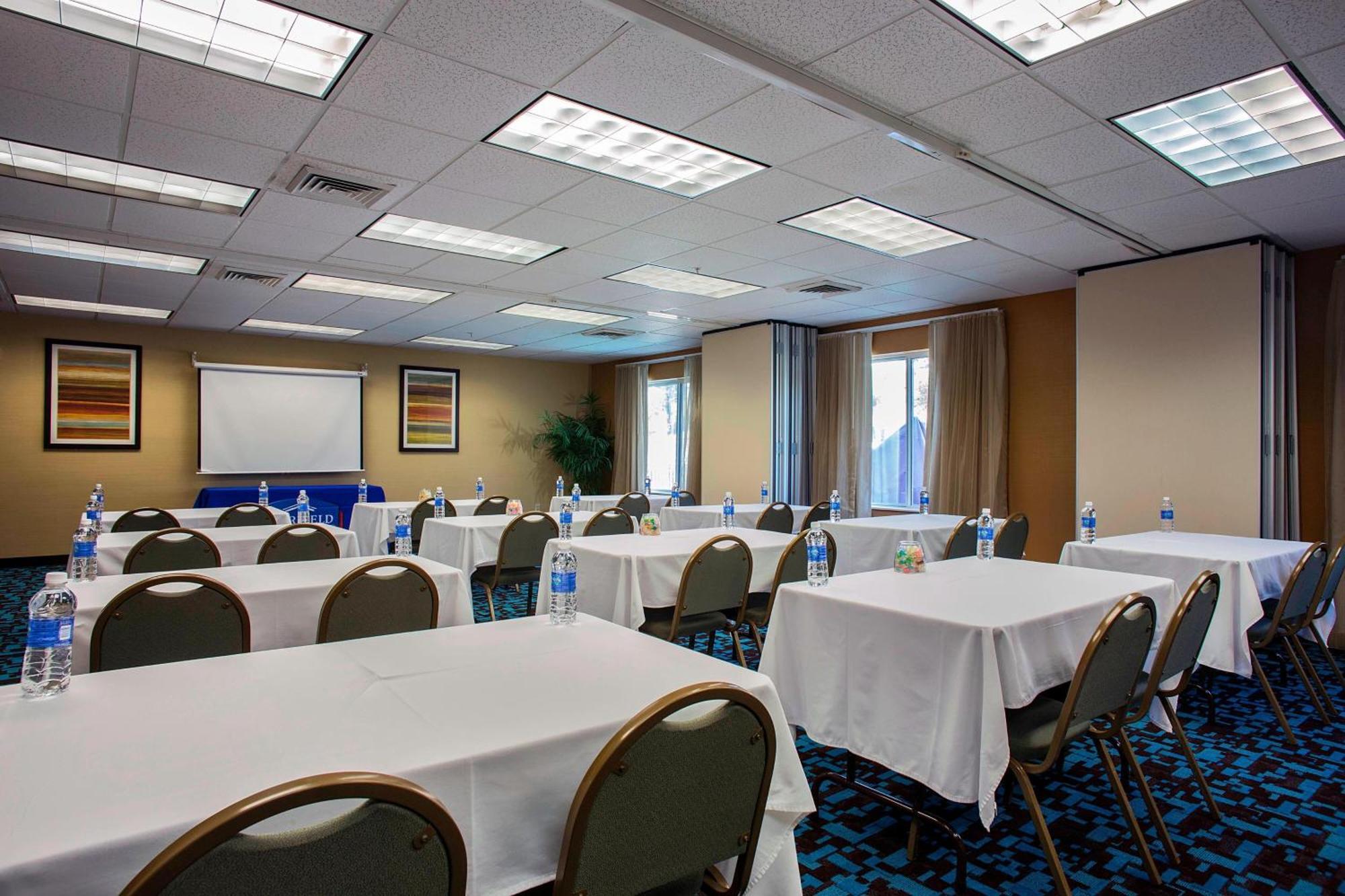 Fairfield Inn Charlotte Mooresville Lake Norman Exterior photo